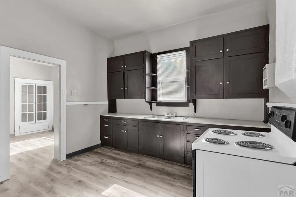 937 Spruce Street Pueblo CO 81004