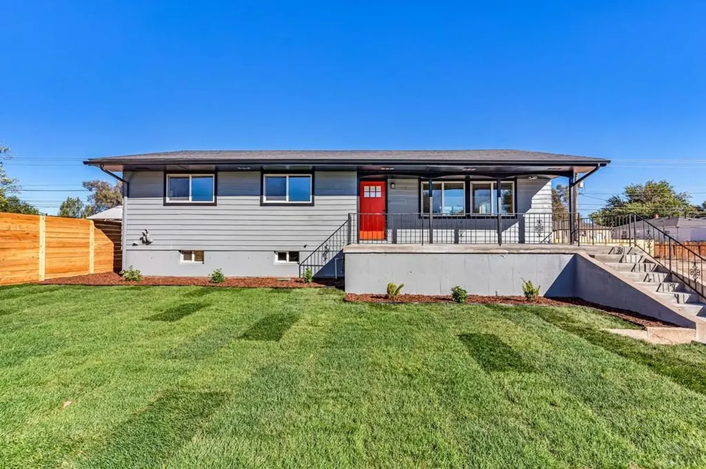 1719 E 3rd Street Pueblo CO 81001