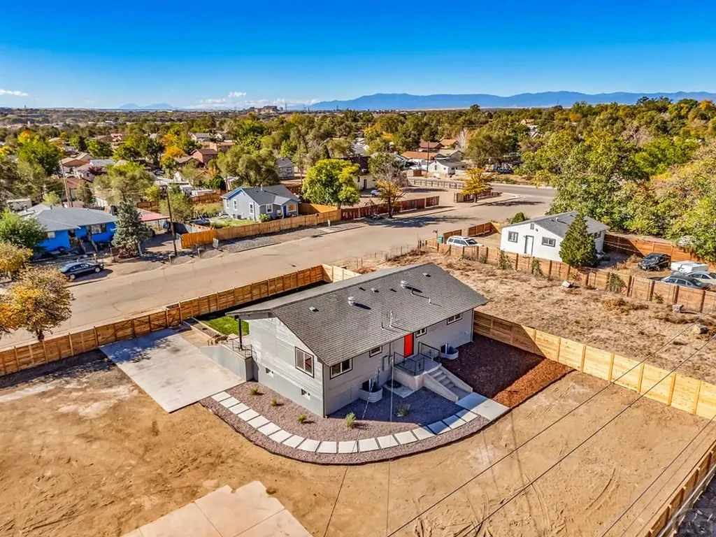 1719 E 3rd Street Pueblo CO 81001