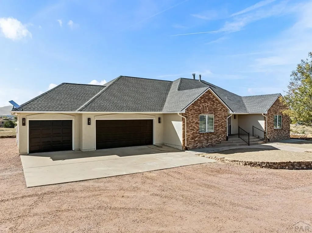 504 S Meredith Drive Pueblo West CO 81007