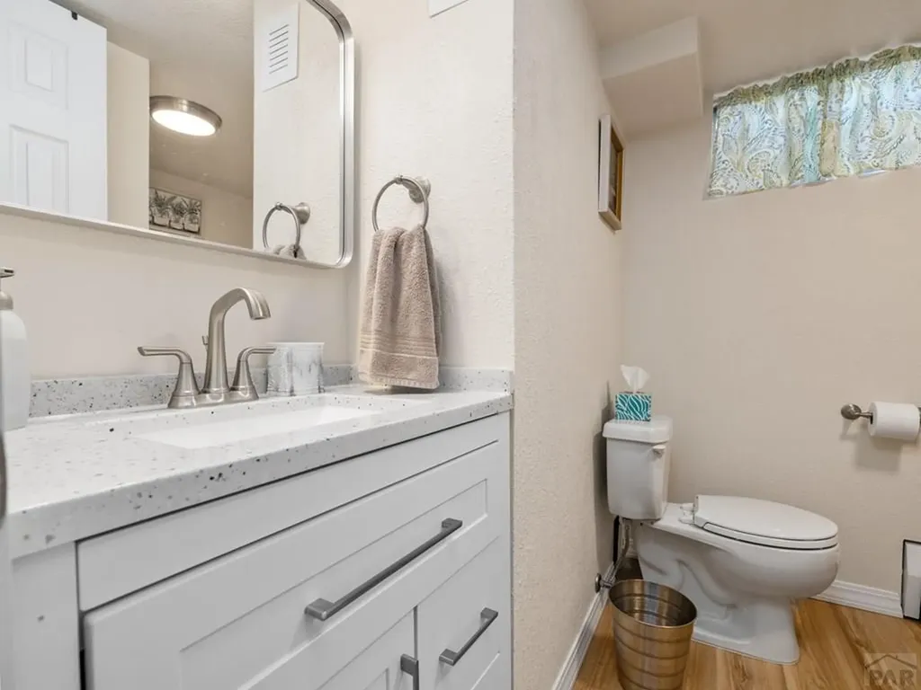 20 Robertson Road Pueblo CO 81001