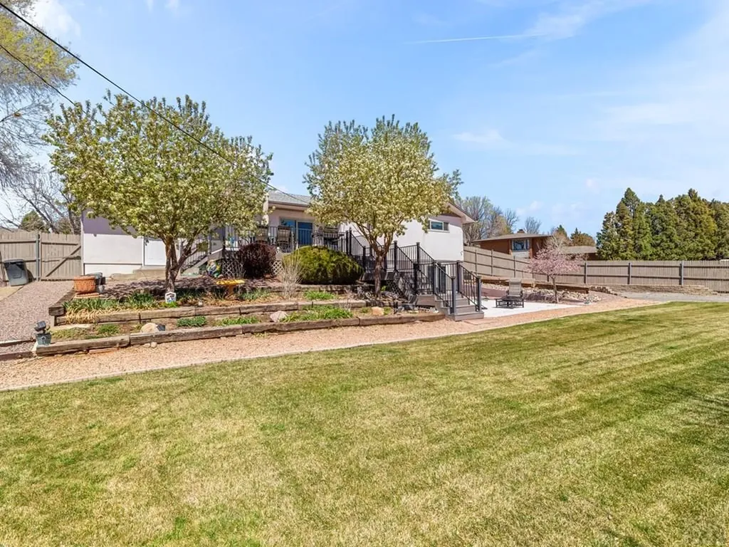 20 Robertson Road Pueblo CO 81001