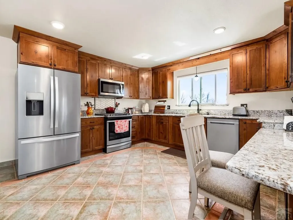 20 Robertson Road Pueblo CO 81001