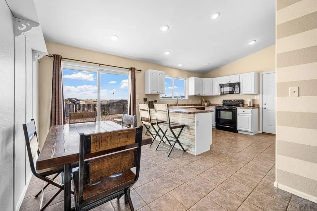 1337 E Kiva Drive Pueblo West CO 81007