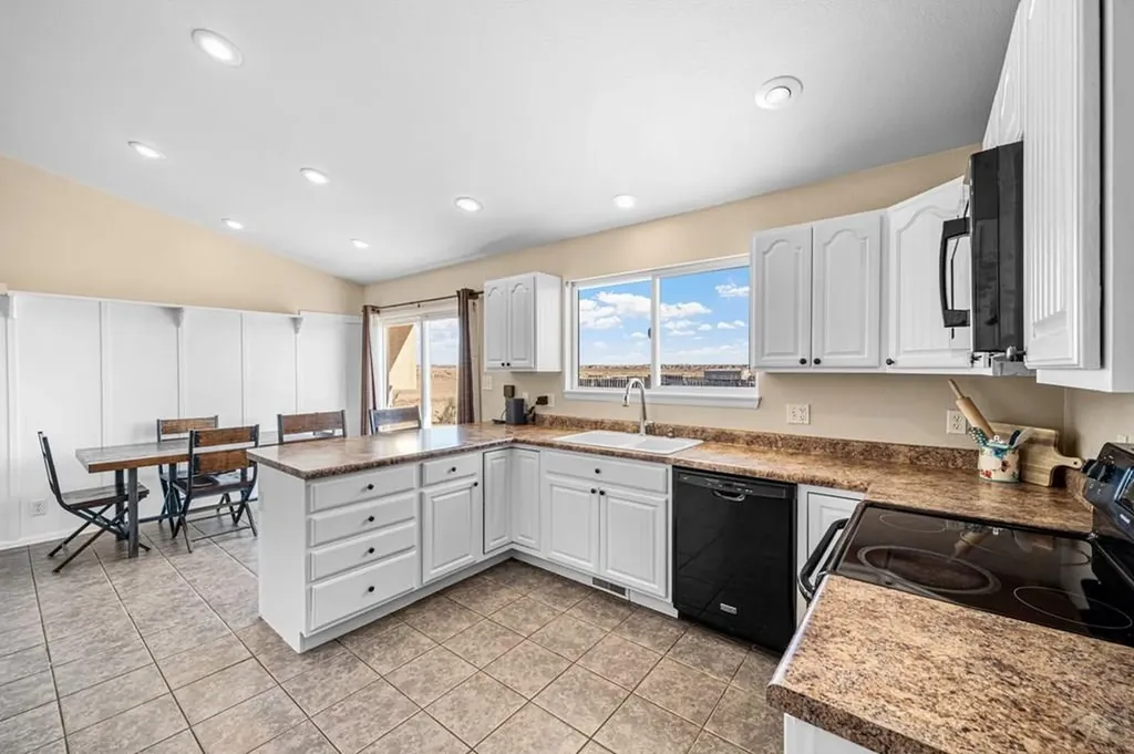 1337 E Kiva Drive Pueblo West CO 81007