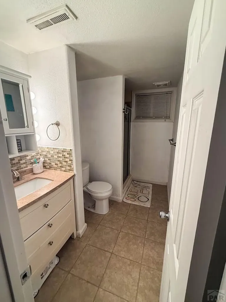 508 Willow Valley Drive Lamar CO 81052