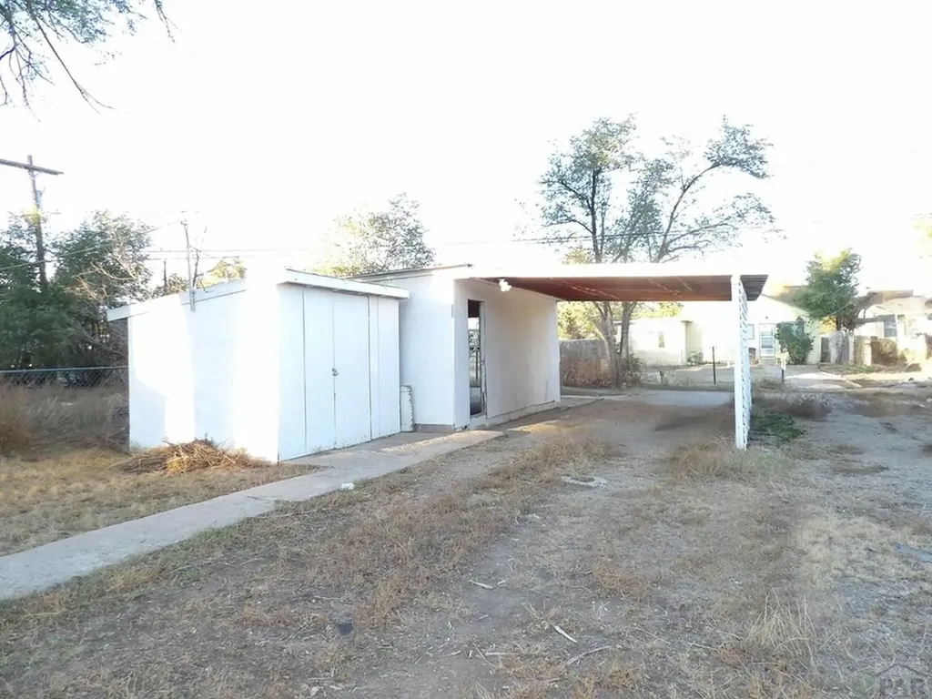 712 Adams Avenue La Junta CO 81050