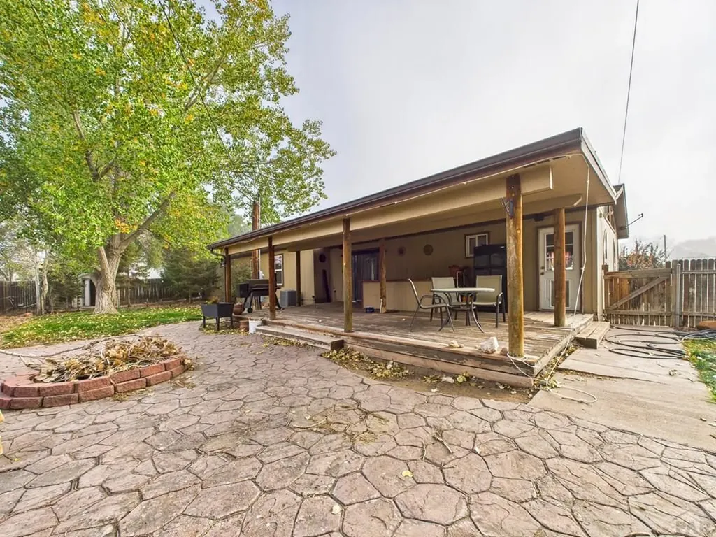 206 Lucille Street Avondale CO 81022