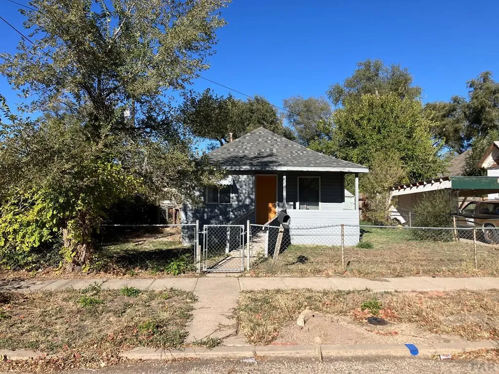 609 Maple Avenue Rocky Ford CO 81067