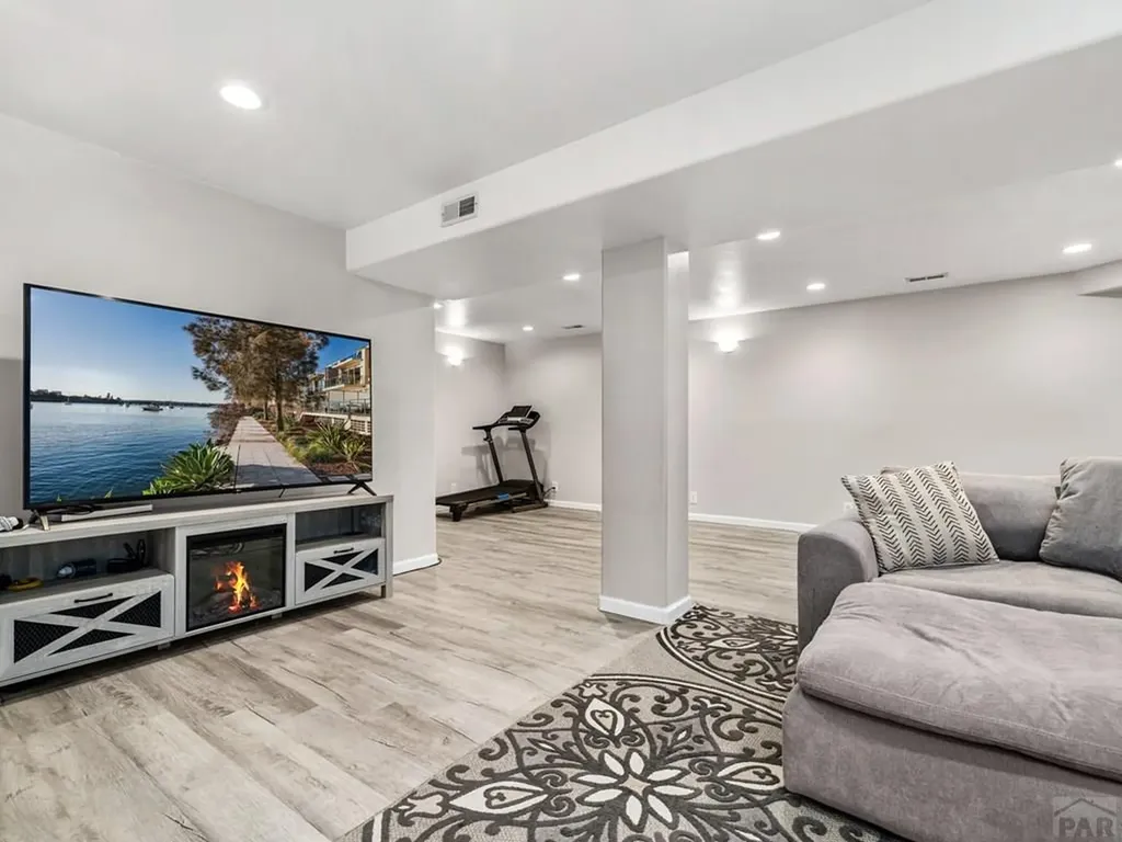 190 Kingsley Avenue Pueblo CO 81005