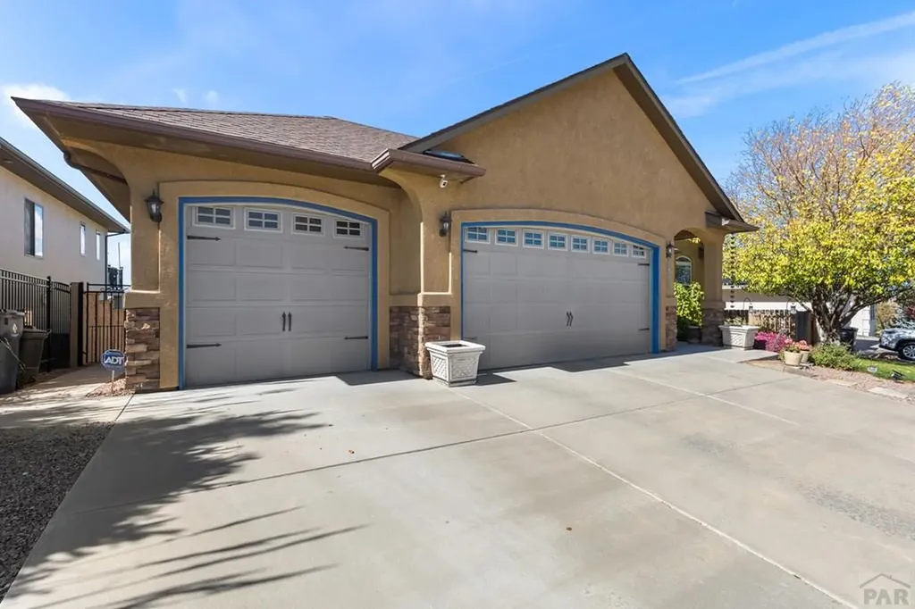 1507 Lynn Meadows Drive Pueblo CO 81005