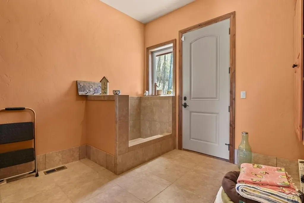 2017 County Road 1 Road Cripple Creek CO 80813