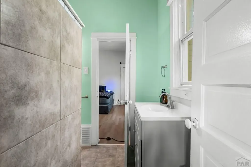 921 Lake Avenue Pueblo CO 81004