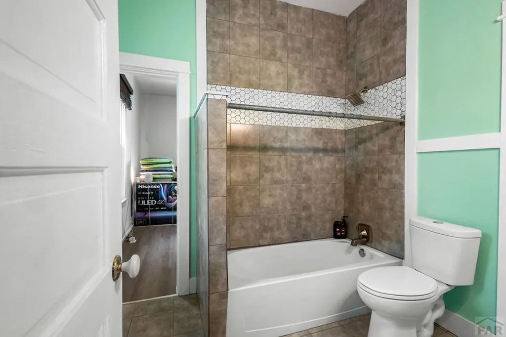 921 Lake Avenue Pueblo CO 81004