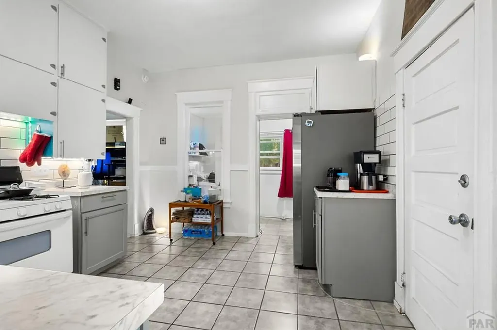 921 Lake Avenue Pueblo CO 81004