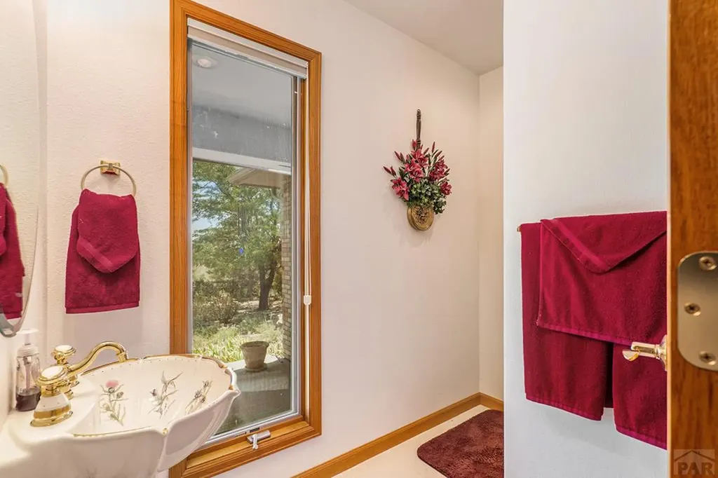 5775 N I-25 Pueblo CO 81008