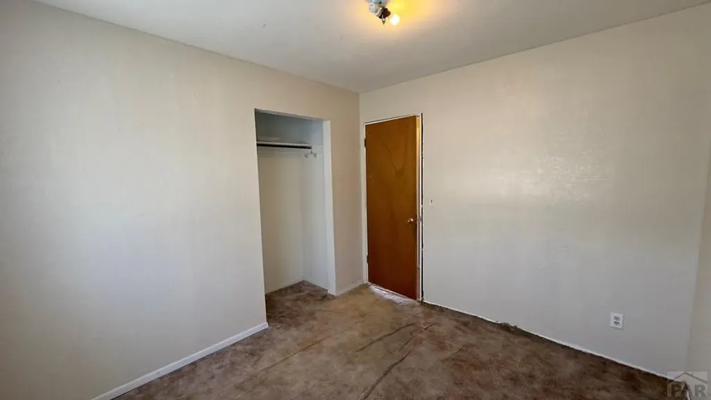 102 W 26th Street La Junta CO 81050