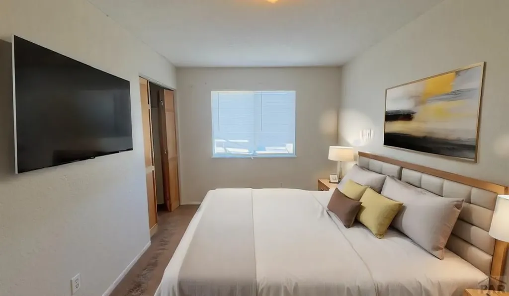 102 W 26th Street La Junta CO 81050