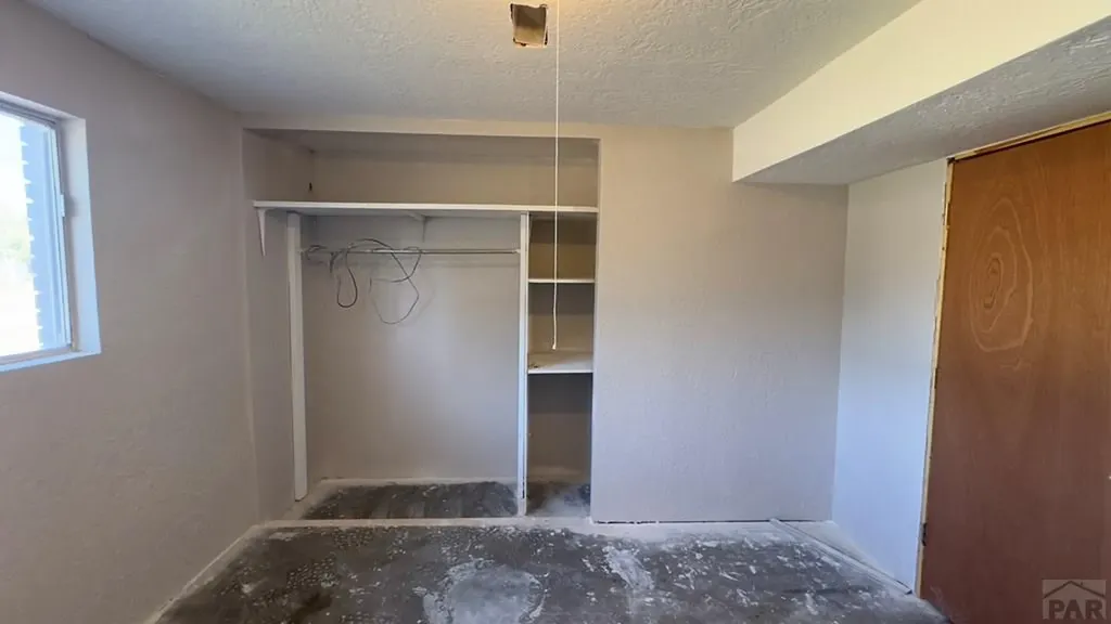 102 W 26th Street La Junta CO 81050