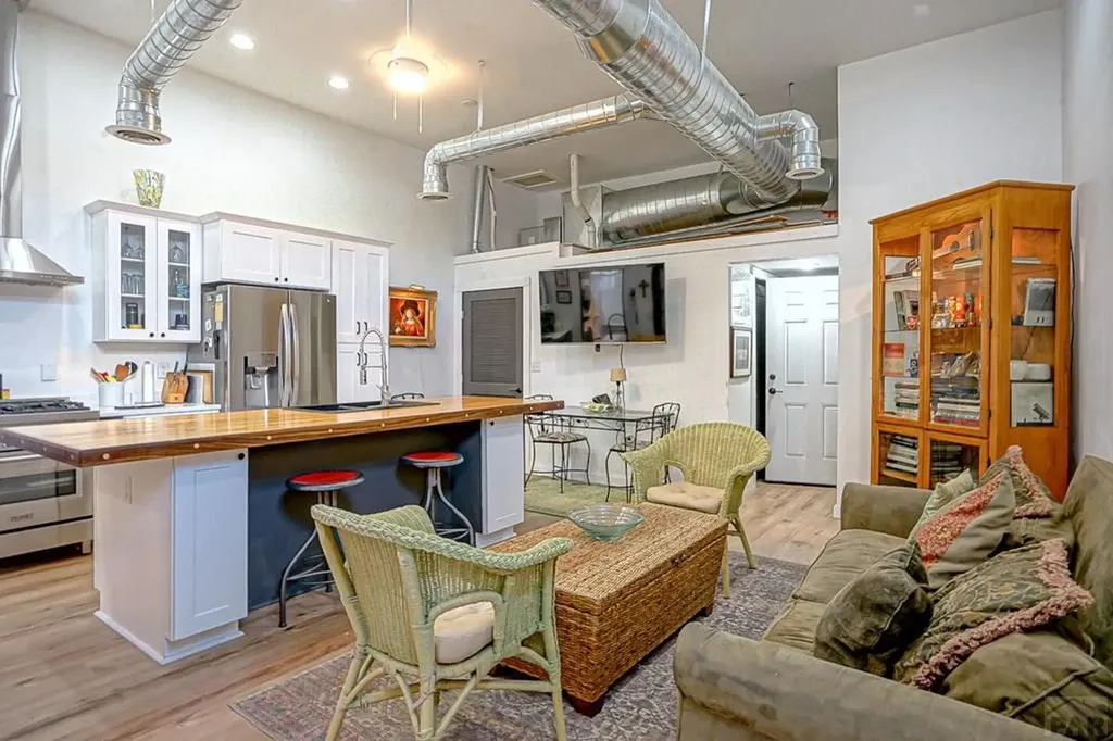 203 S Main Street La Veta CO 81055