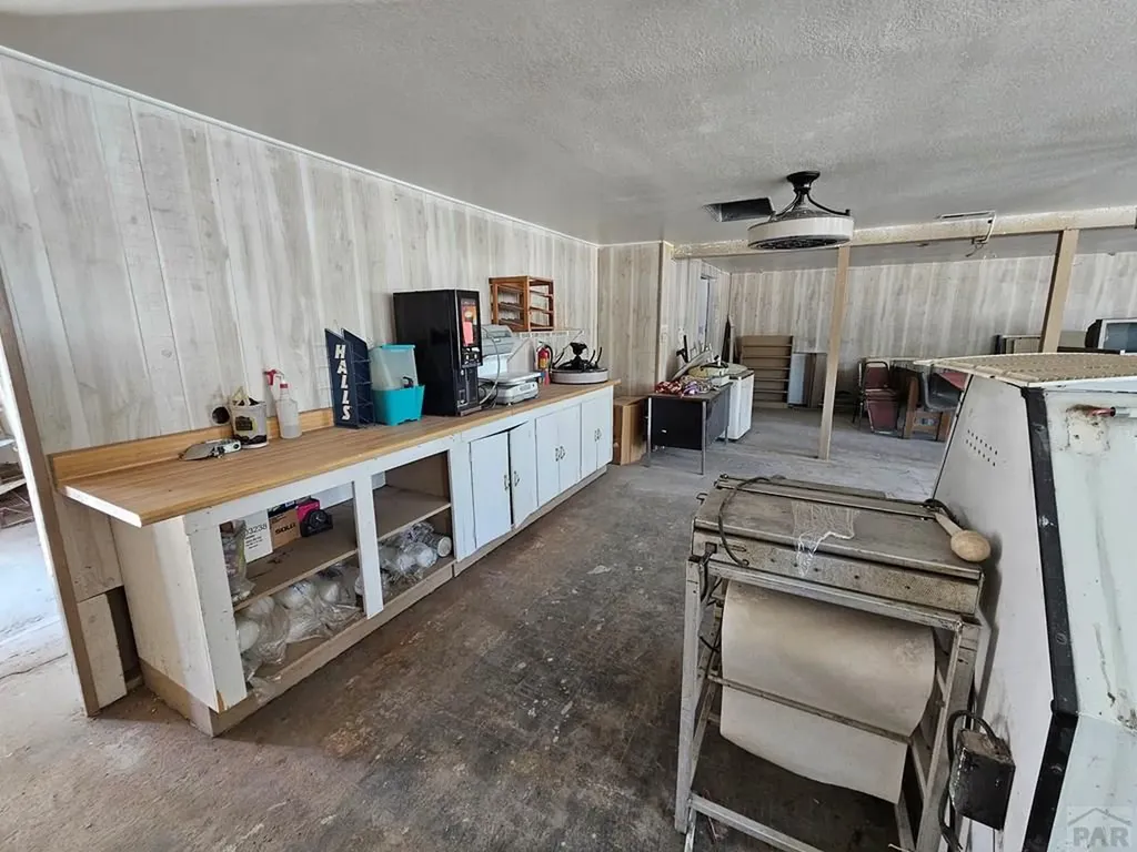 701 W Oak Street Lamar CO 81052