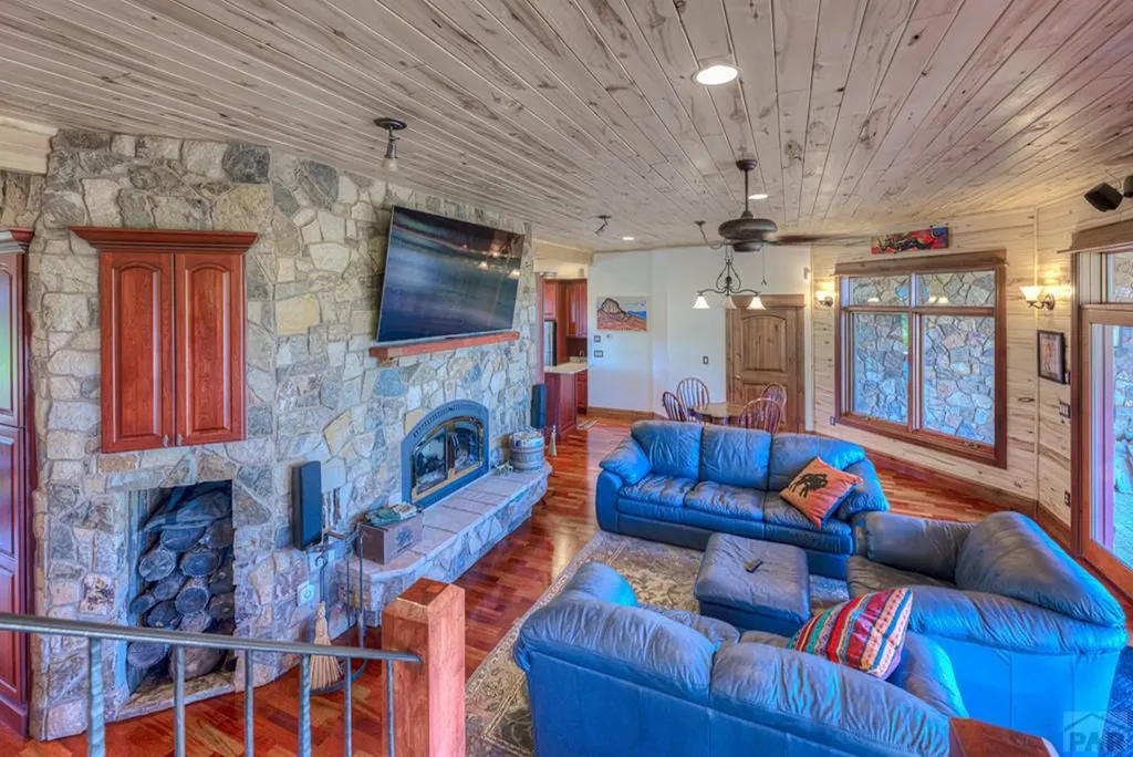 850 Rilling Canyon Road La Veta CO 81055