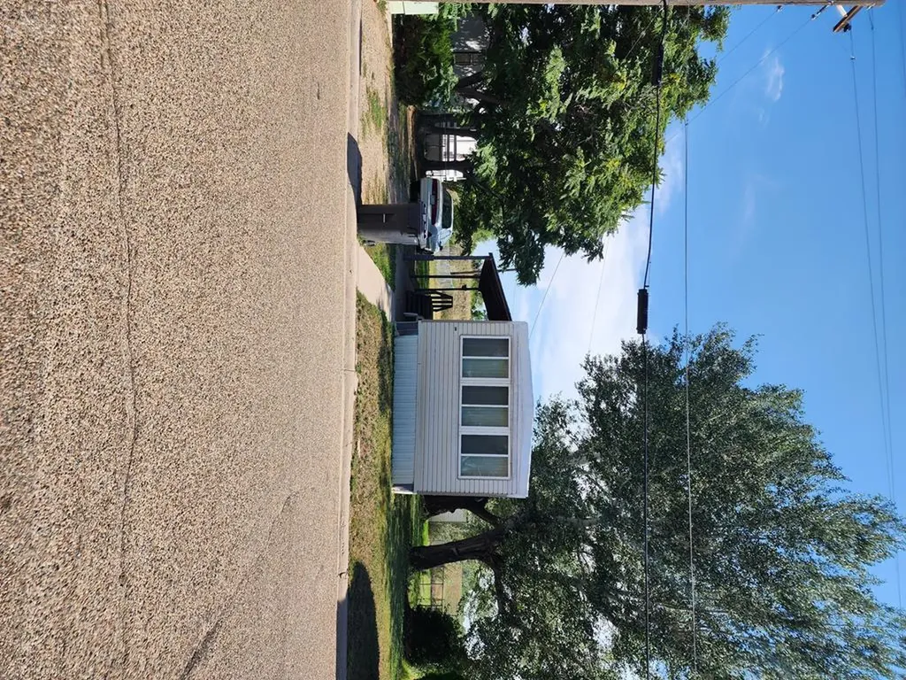 502 E Cedar Street Lamar CO 81052