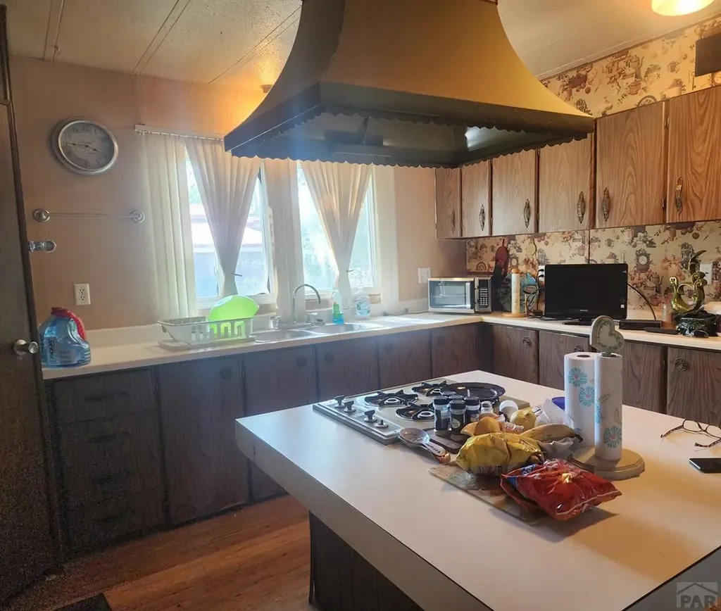 502 E Cedar Street Lamar CO 81052