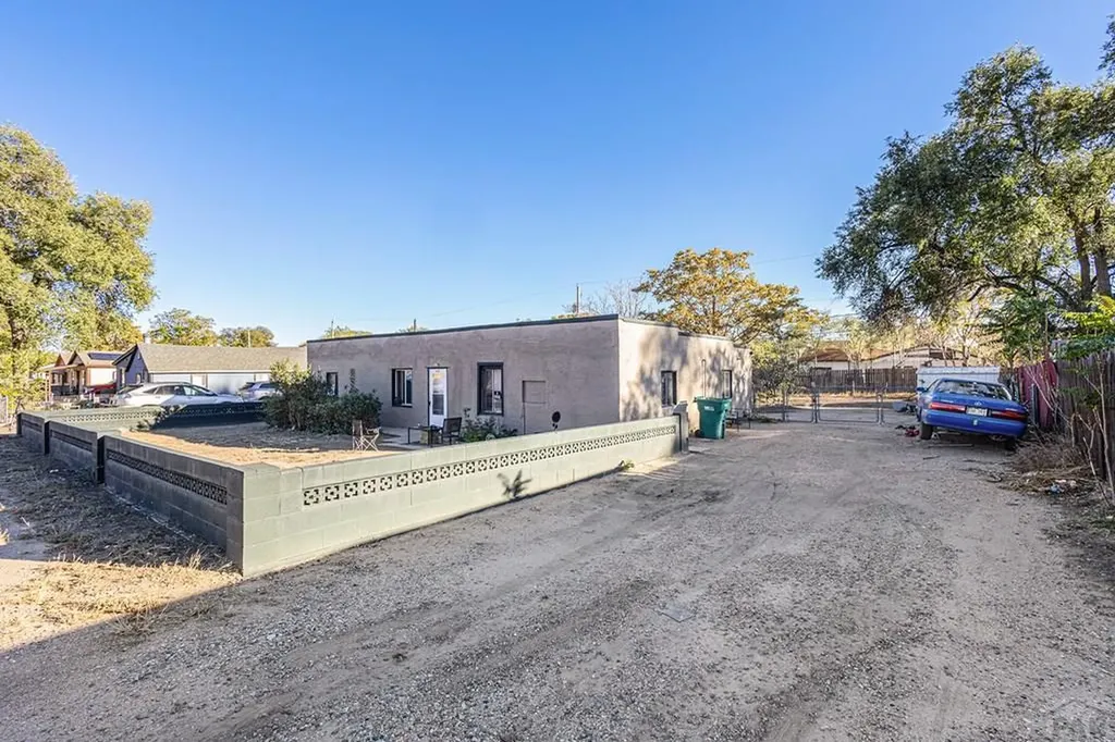 2106 E 8th Street Pueblo CO 81001