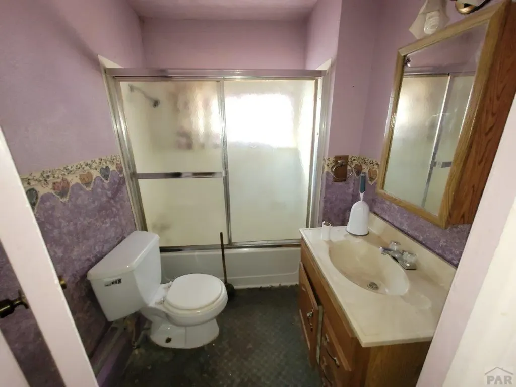 113 N 8th Street Holly CO 81047