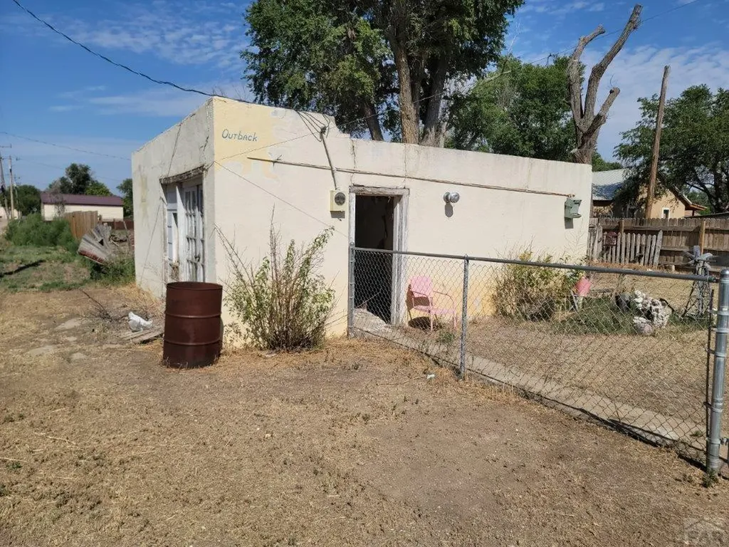 113 N 8th Street Holly CO 81047