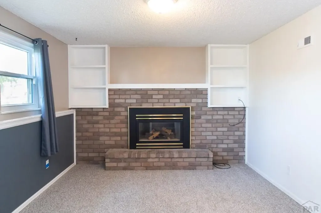 19 Sovereign Circle Pueblo CO 81005