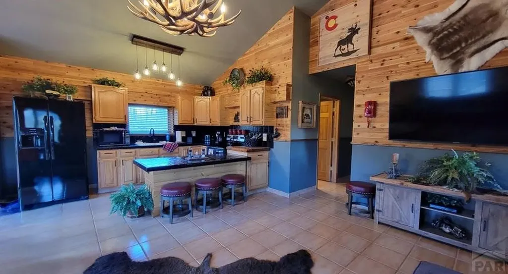 71 Shires Circle La Veta CO 81055