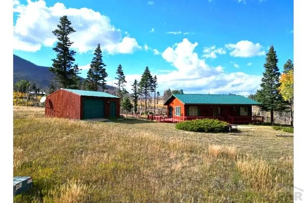 71 Shires Circle La Veta CO 81055