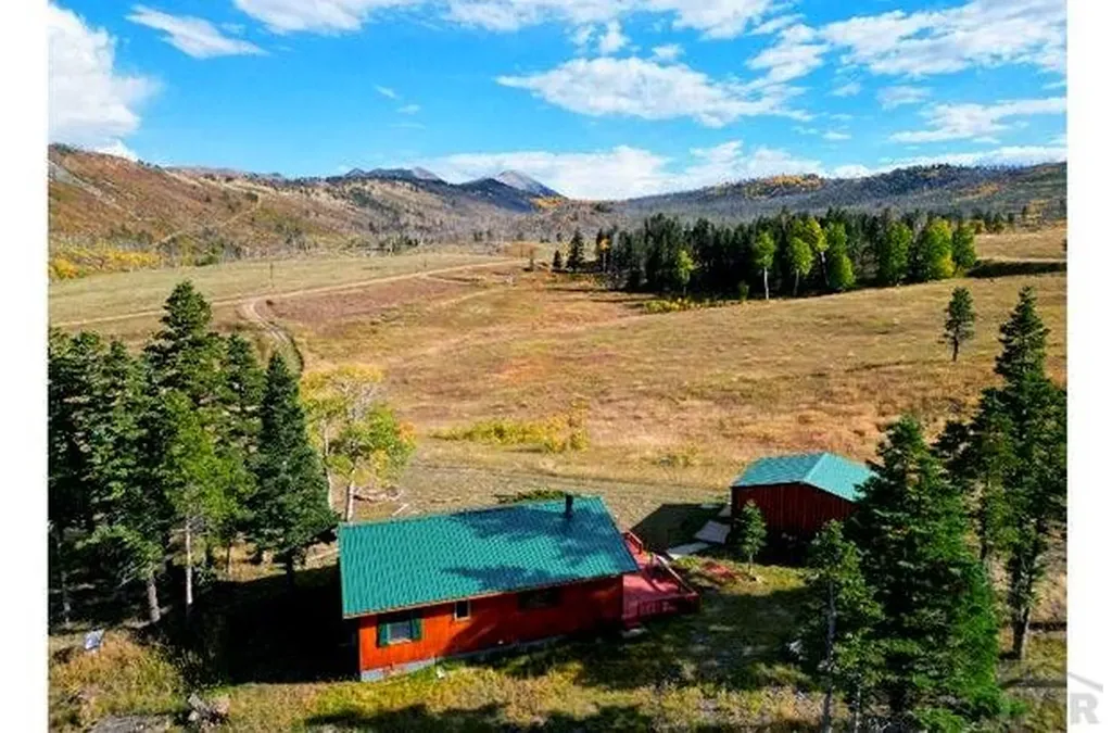 71 Shires Circle La Veta CO 81055