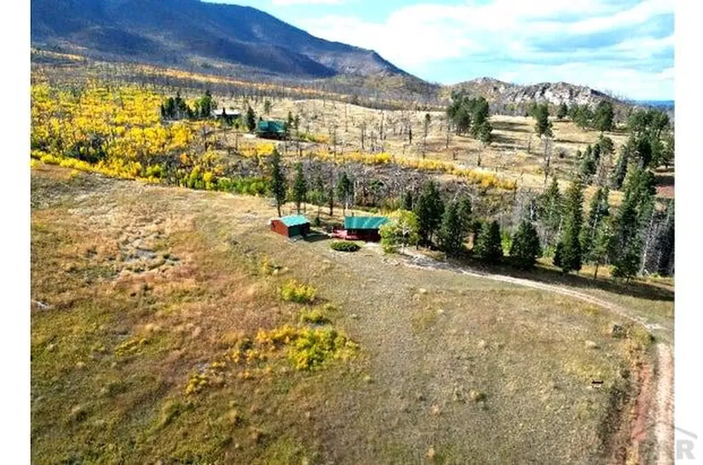 71 Shires Circle La Veta CO 81055