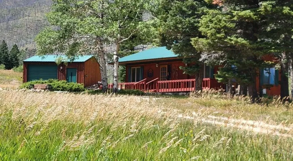 71 Shires Circle La Veta CO 81055