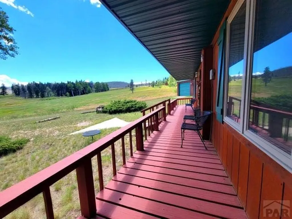 71 Shires Circle La Veta CO 81055