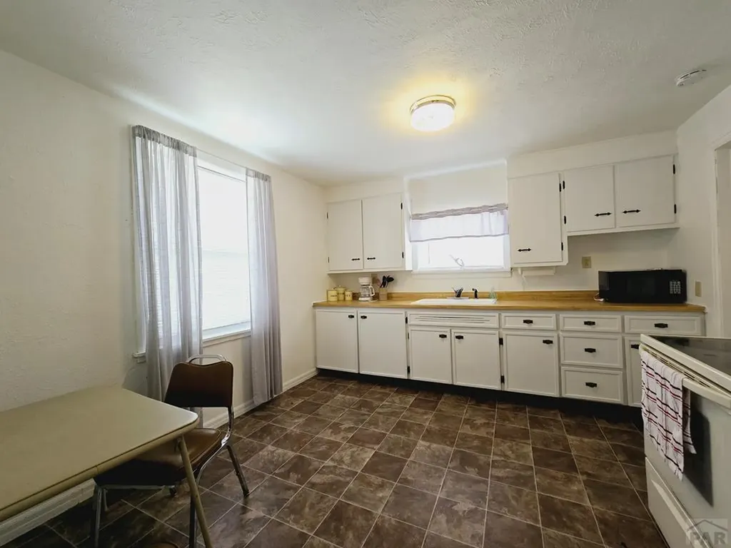 1103 Ambassador Thompson Boulevard Las Animas CO 81054