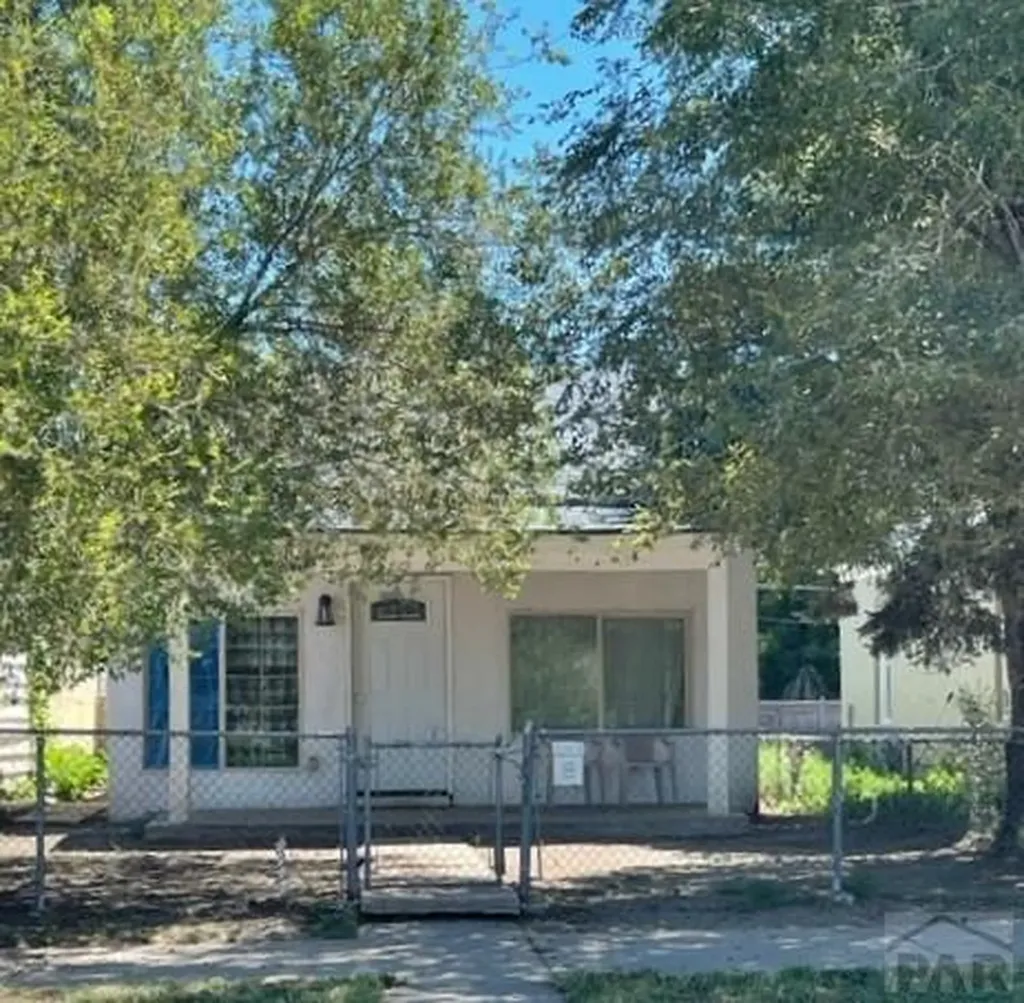 1802 Pine Street Pueblo CO 81004