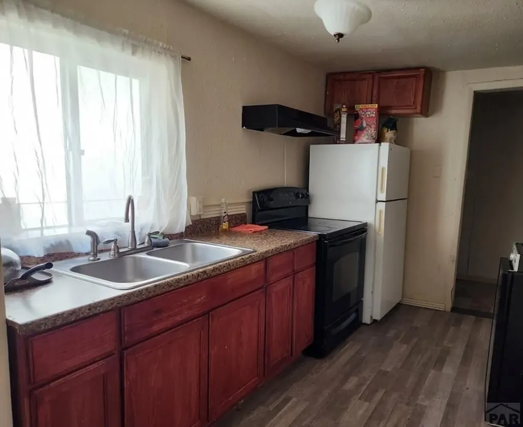 1802 Pine Street Pueblo CO 81004