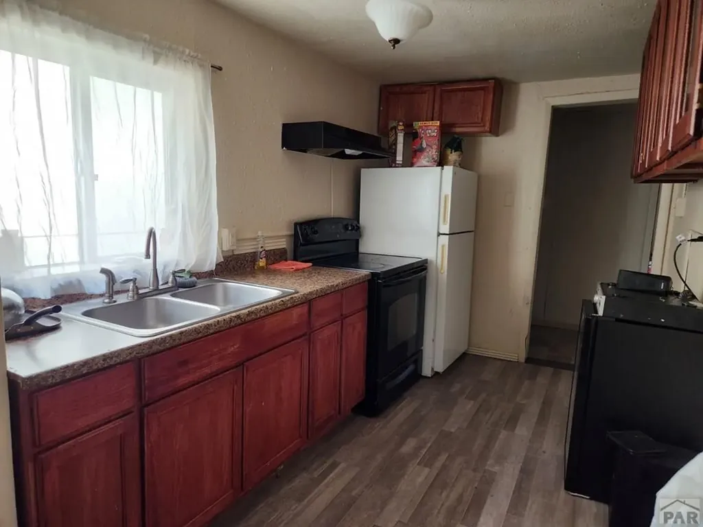 1802 Pine Street Pueblo CO 81004