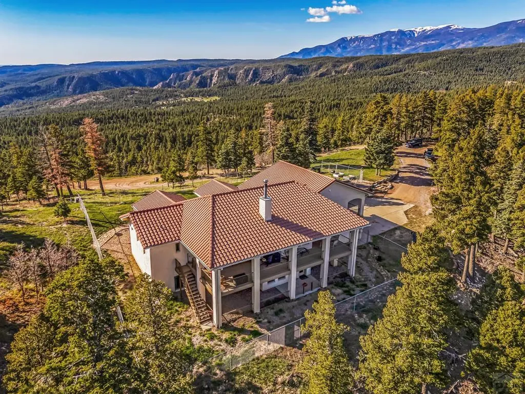 8760 Ridge Road Beulah CO 81023