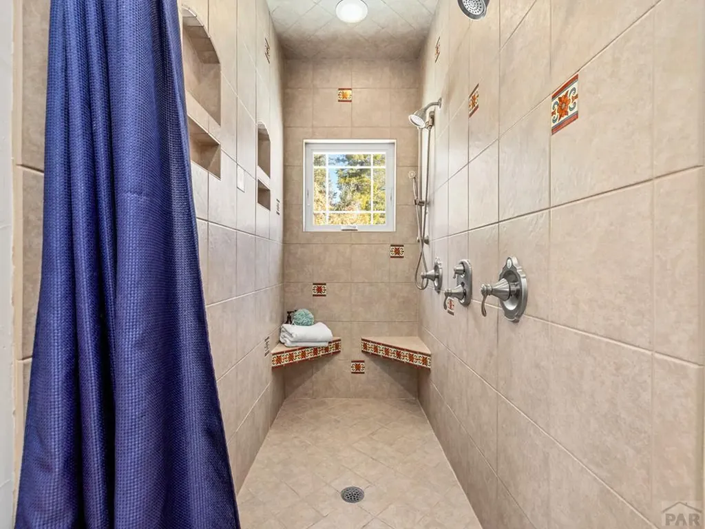 8760 Ridge Road Beulah CO 81023