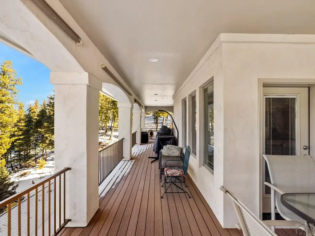 8760 Ridge Road Beulah CO 81023