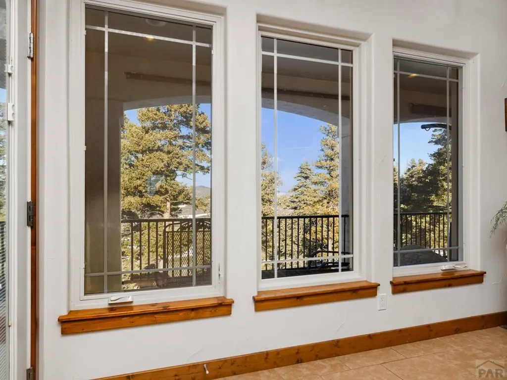 8760 Ridge Road Beulah CO 81023