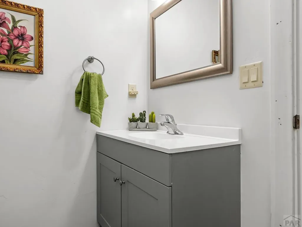 8760 Ridge Road Beulah CO 81023