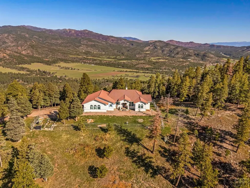 8760 Ridge Road Beulah CO 81023