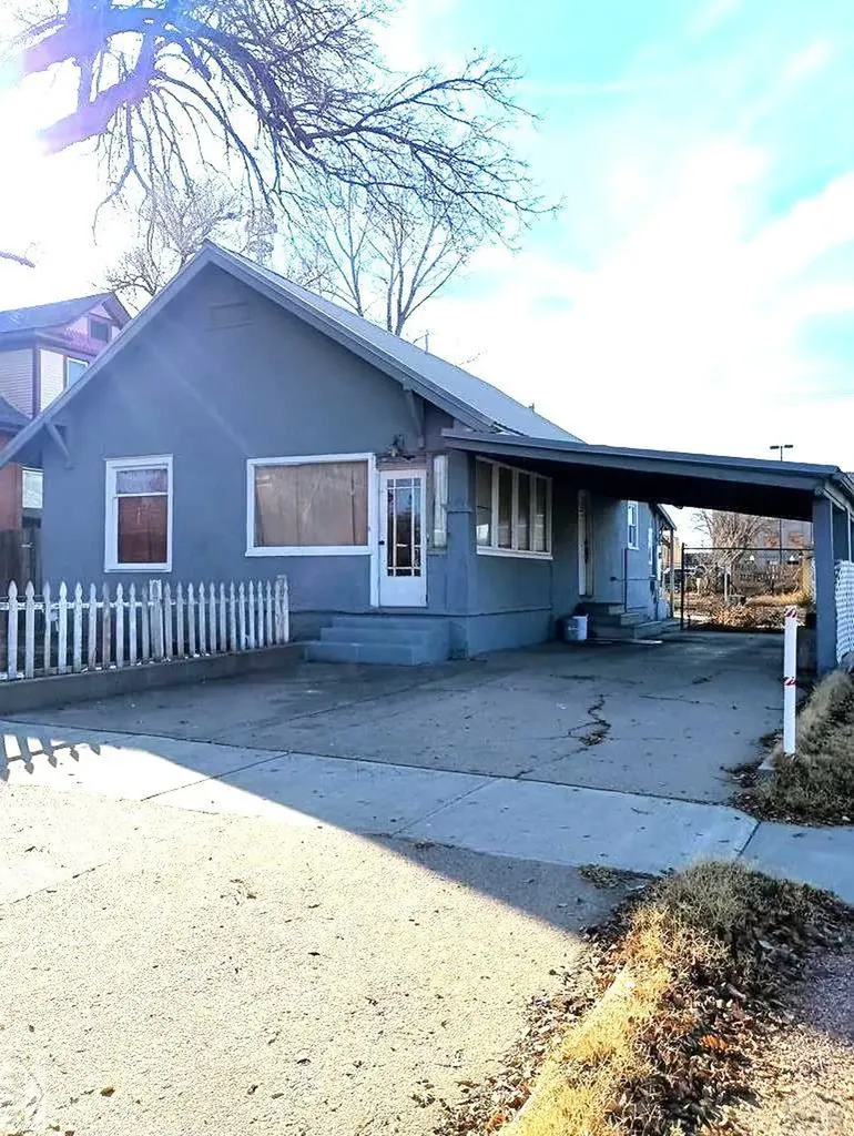 302 S 3rd Street Lamar CO 81052