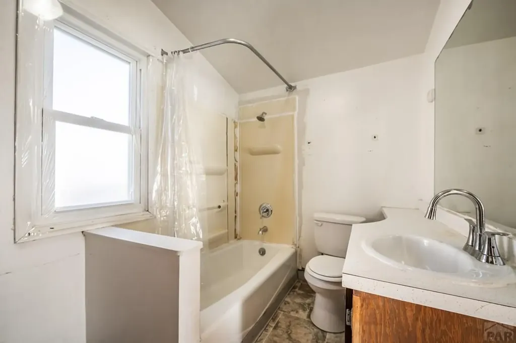 1544 E Routt Avenue Pueblo CO 81004